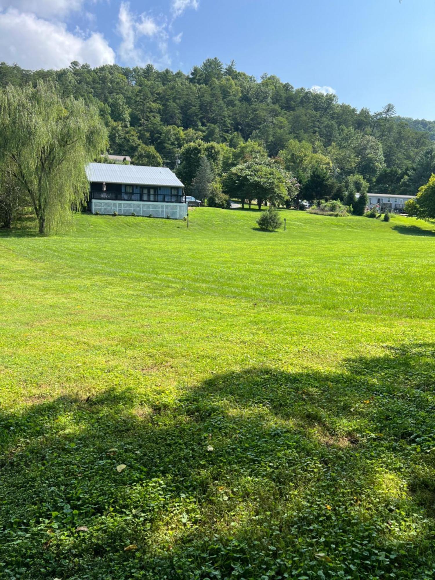 Firefly Fields 2-Acres With Guest House, Game Room, Mountain & River Views Севьервилл Экстерьер фото