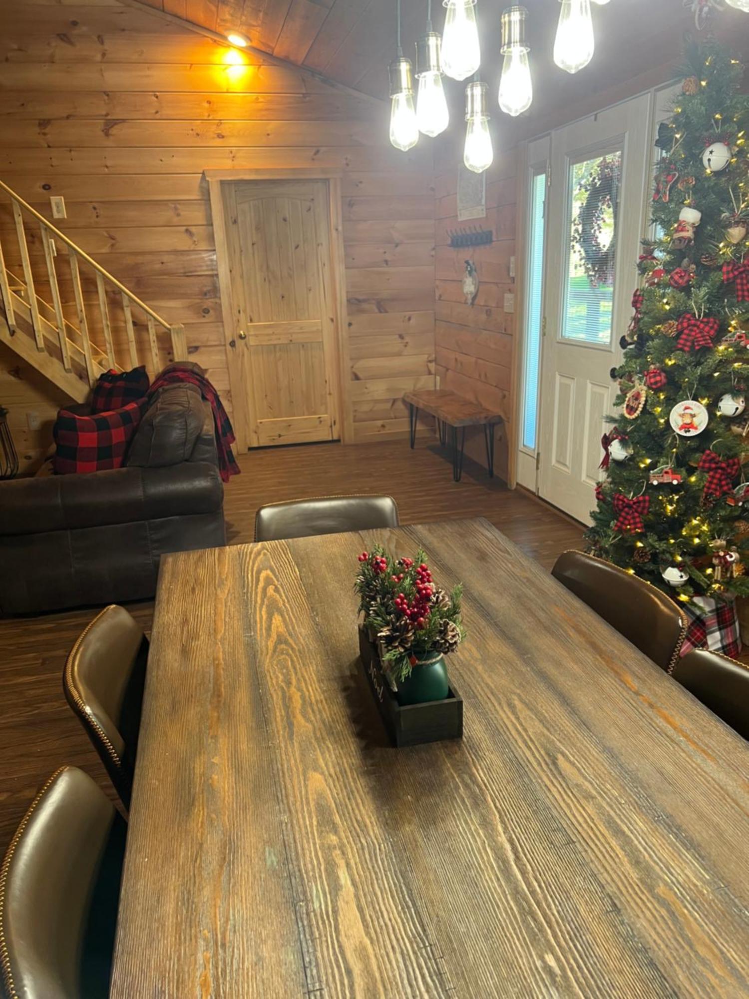 Firefly Fields 2-Acres With Guest House, Game Room, Mountain & River Views Севьервилл Экстерьер фото