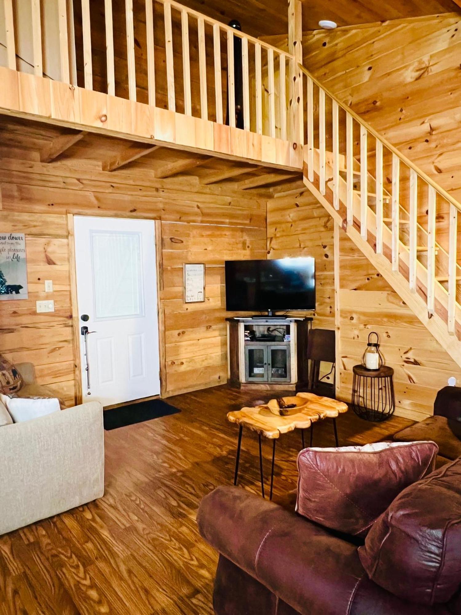 Firefly Fields 2-Acres With Guest House, Game Room, Mountain & River Views Севьервилл Экстерьер фото